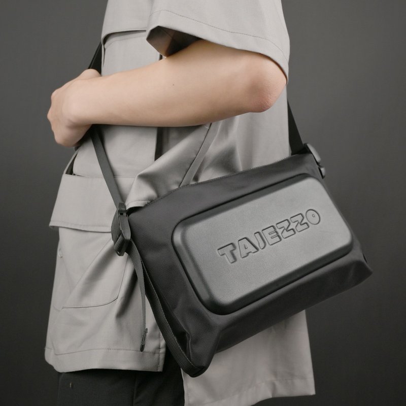 TAJEZZO CUBE Series C5 PRO Crossbody Bag (Four Types Changeable) Water Resistant - กระเป๋าแมสเซนเจอร์ - เส้นใยสังเคราะห์ 