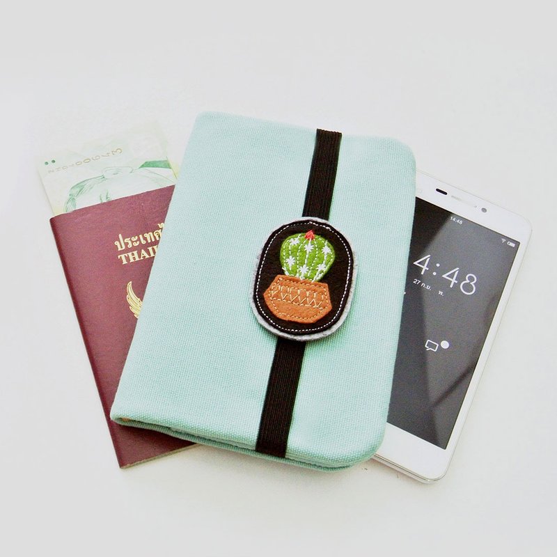 Passport Wallet, Travel Document Holder, Passport Holder - Cactus Lovers (D) - อื่นๆ - ผ้าฝ้าย/ผ้าลินิน สีน้ำเงิน