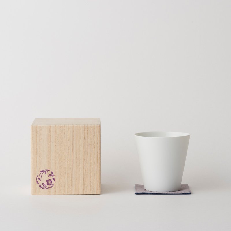 桜カップ　桐箱入り - 其他杯子 - 瓷 