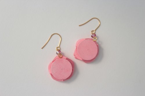 着物に！桜咲くピアス/イヤリング つまみ細工 ピンク 和装