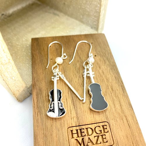 Hedge Maze Accessories 純銀 小提琴 925 淡水珍珠 防敏感耳環