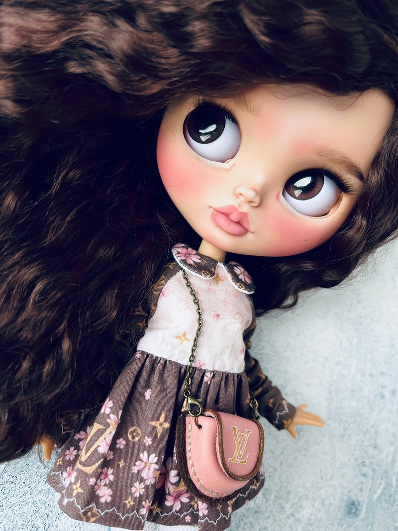 Custom Blythe doll - 玩偶/公仔 - 塑膠 卡其色