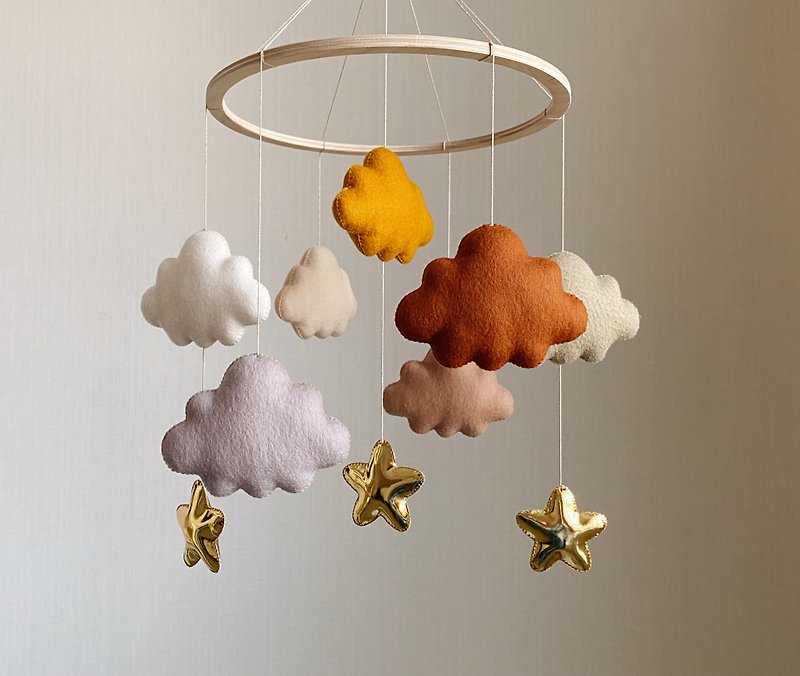 //Gift for newborn baby //Seven Clouds baby mobile/ neutral baby crib decor - ผ้าปูที่นอน - วัสดุอีโค สีทอง
