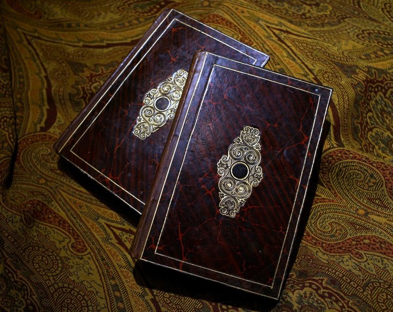 Fables Volume II - La Fontaine & Ge Hongdewei - Antique Books - หนังสือซีน - กระดาษ 