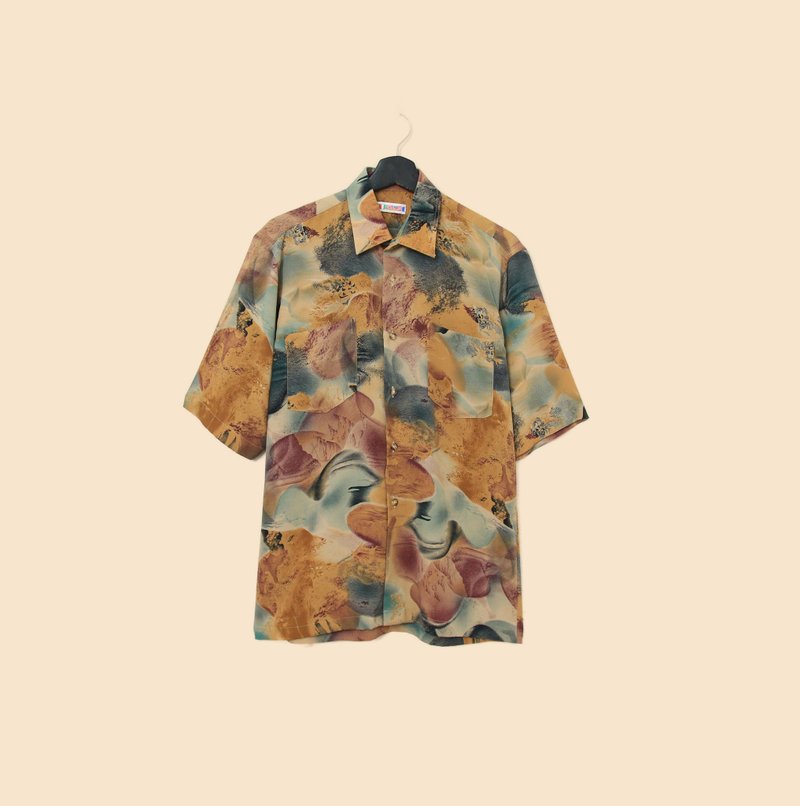 Back to Green- 短袖花襯衫 色彩交疊 樹景 ss-29 vintage shirt - 男襯衫/休閒襯衫 - 棉．麻 