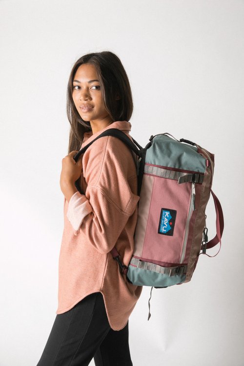 AKER カフポーチ　バスケットウィーブ KAVU Little Feller - Shop KAVU Luggage & Luggage Covers - Pinkoi