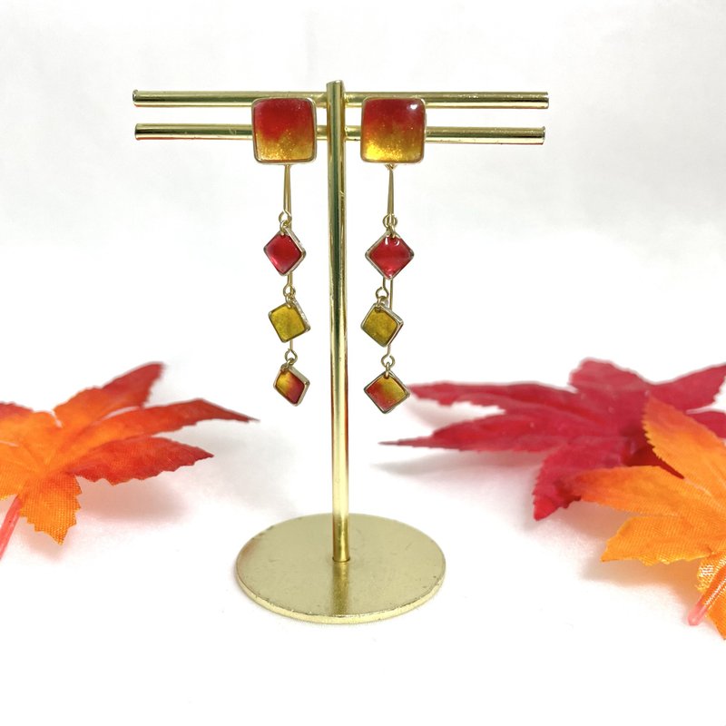 Autumn Color Square (Pierce・Clip-On) - Earrings & Clip-ons - Copper & Brass Red