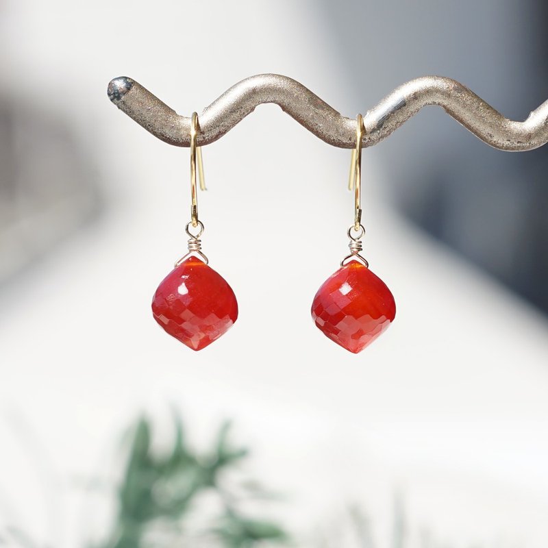 Best coloring - Carnelian lantern earrings - ต่างหู - เครื่องเพชรพลอย สีแดง