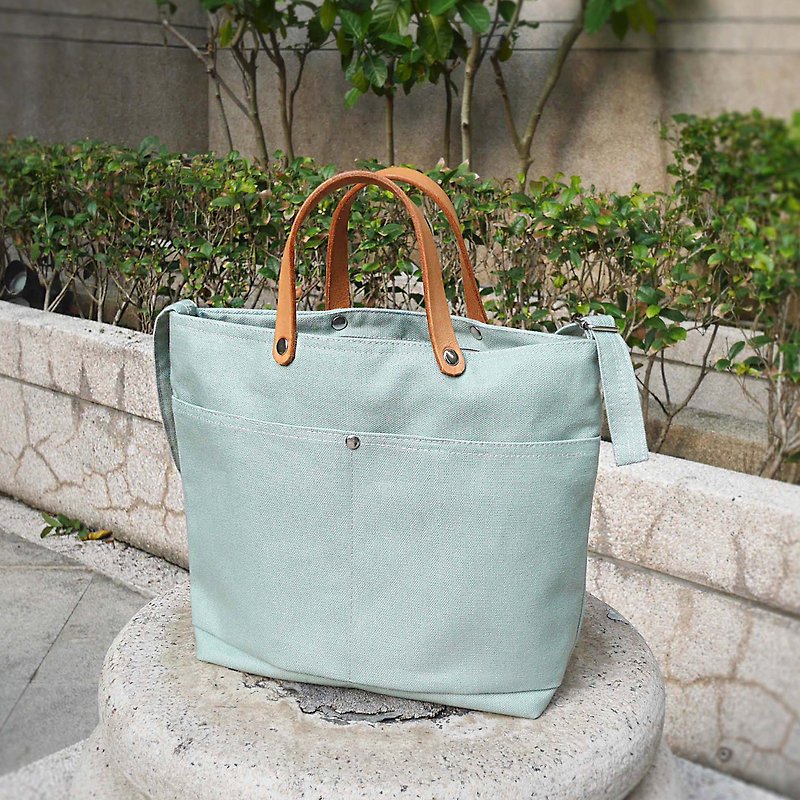 Multifunctional pastel portable cross-body canvas bag M - กระเป๋าแมสเซนเจอร์ - ผ้าฝ้าย/ผ้าลินิน สีเขียว