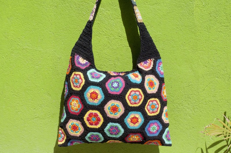 Handmade crochet side backpack shoulder bag Tote bag oblique bag woven bag - Nordic flower forest - กระเป๋าแมสเซนเจอร์ - ผ้าฝ้าย/ผ้าลินิน หลากหลายสี