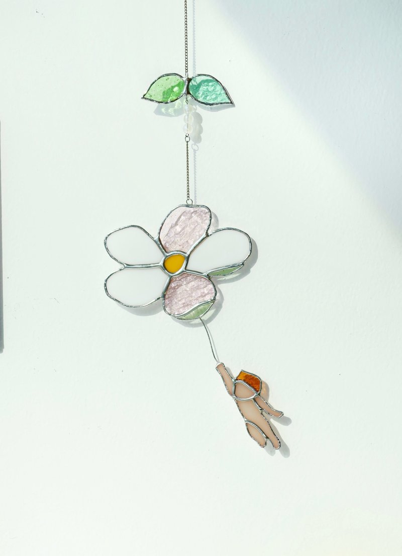 Floating Lightly Stained Glass Suncatcher - 壁貼/牆壁裝飾 - 玻璃 