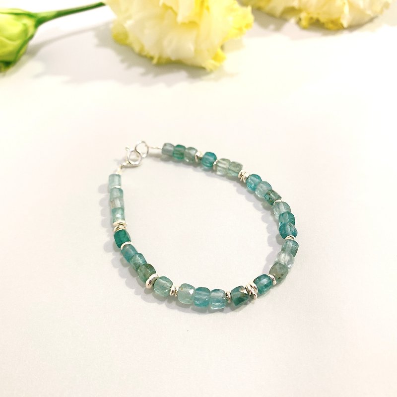 Ops Apatite Silver Handmade Gemstones bracelet - Bracelets - Gemstone Green