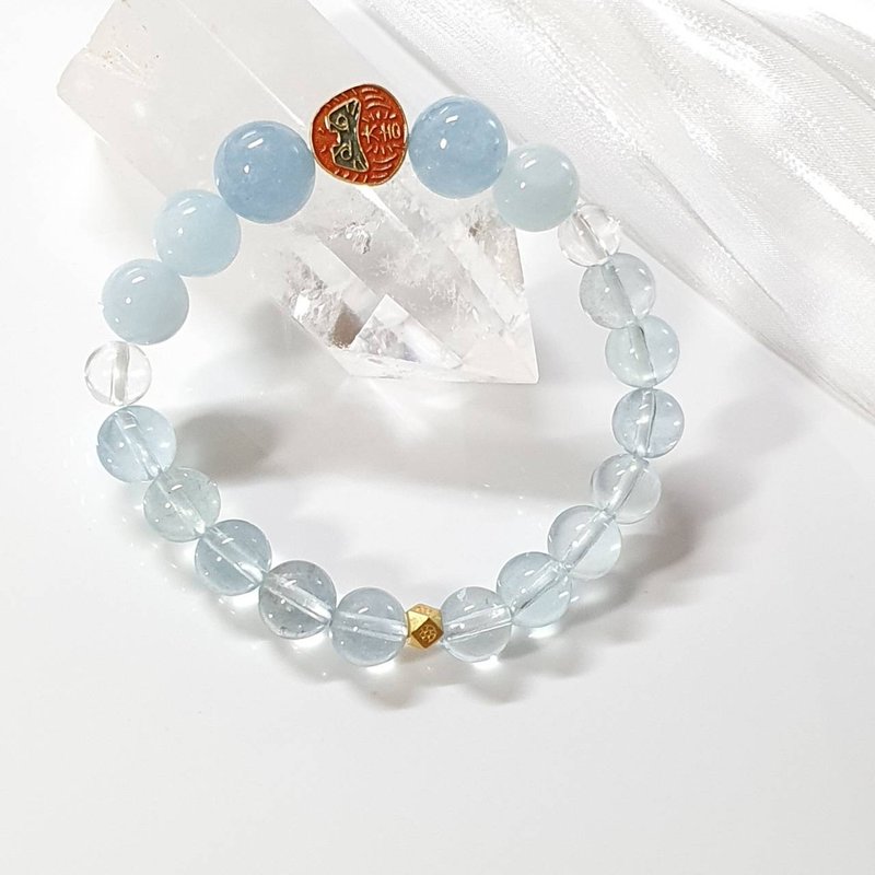 Sunset. aquamarine bracelet - สร้อยข้อมือ - คริสตัล 