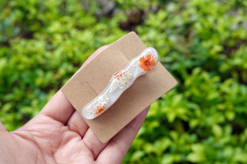 希納莎Schnauzer藝術工坊 【菊之淨土】 手工滴膠髮夾