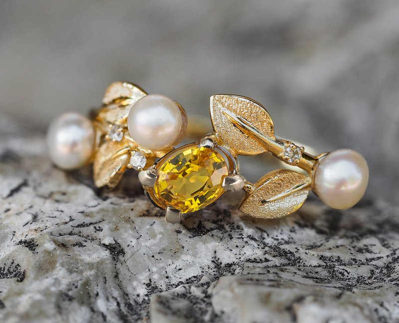 Natural floral ring with oval sapphire, diamonds and pearls - 戒指 - 貴金屬 金色