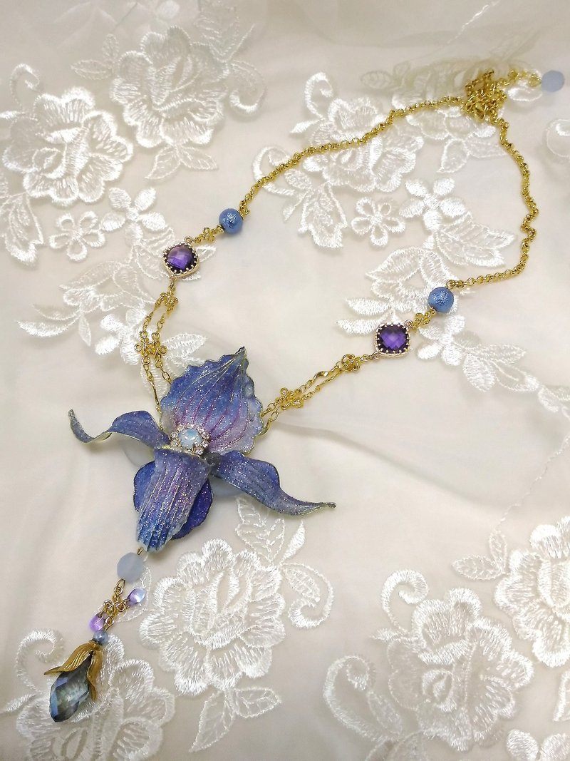 Crystal Flower Series [Cinderella] Necklace Slipper Orchid - สร้อยคอ - เรซิน สีม่วง