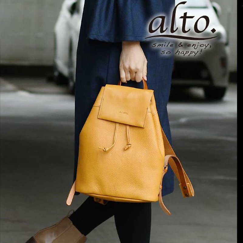 Japanese craftsmen will be elegant and lightweight cowhide backpack Made in Japan by LESS DESIGN - กระเป๋าเป้สะพายหลัง - หนังแท้ 