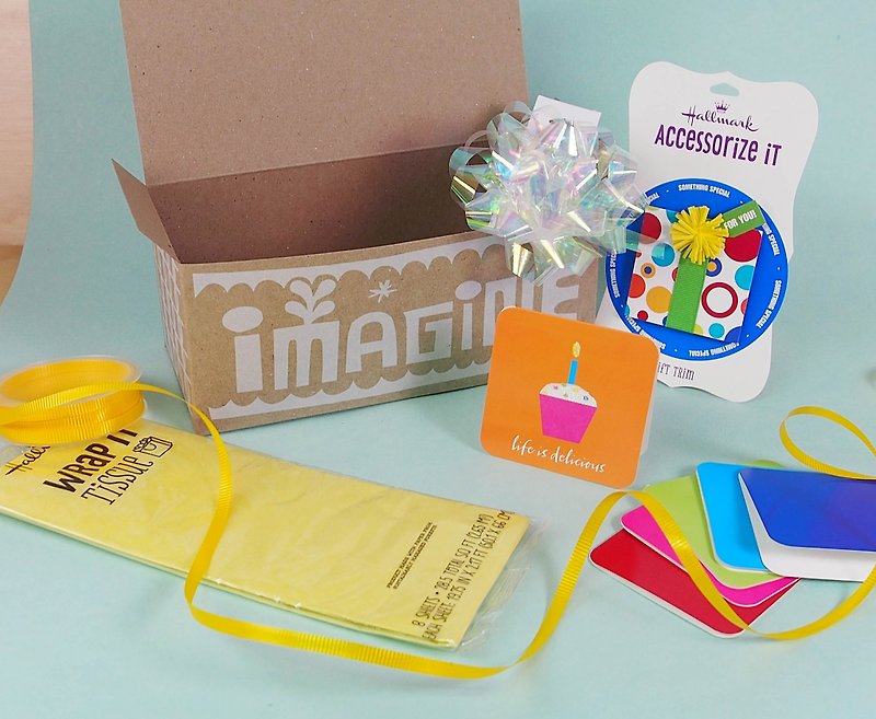 Hallmark 包材驚喜盒 - 包裝材料 - 紙 黃色