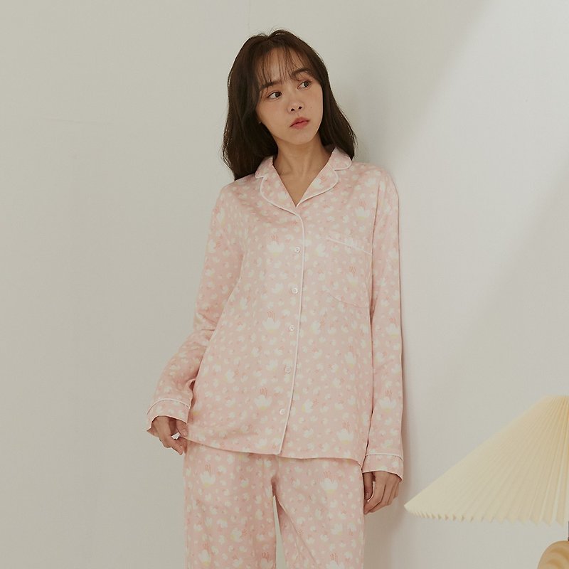 Floral satin long-sleeved shirt and trousers (fluttering May snow)-cherry blossom powder/home service - Loungewear & Sleepwear - Cotton & Hemp Pink