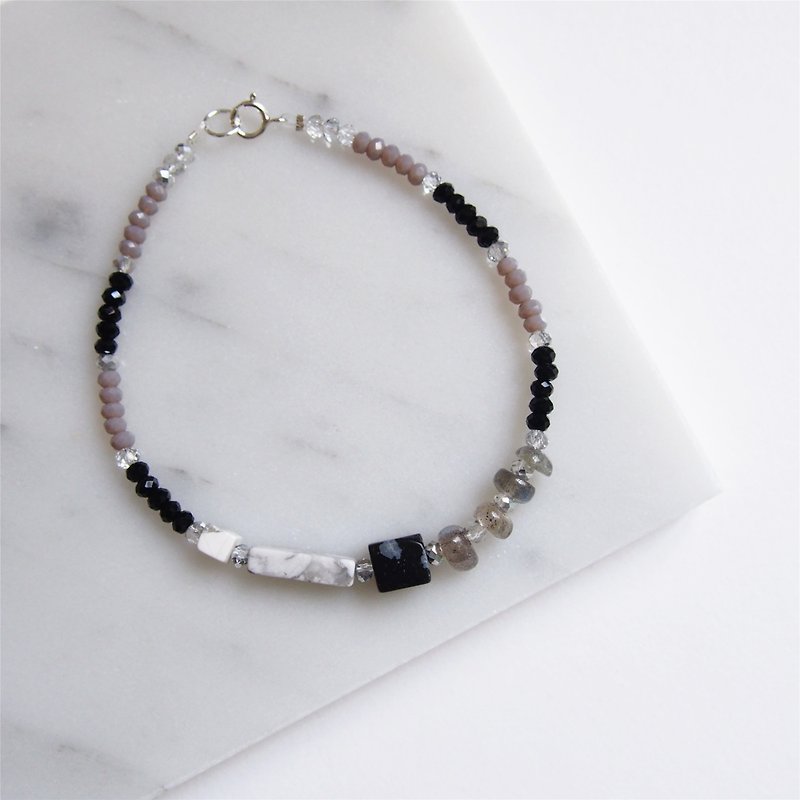 "KeepitPetite" alabaster white turquoise square columns • • • Moonstone gift bracelet bracelet • - Bracelets - Gemstone Black