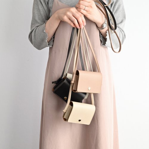 早割10%OFF】 ミニショルダーバッグ 【 シュリンクレザー 】 何