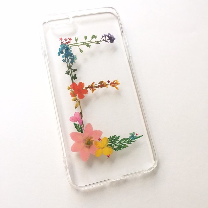 E for Elsa - initial pressed flower phonecase - Other - Plastic Multicolor