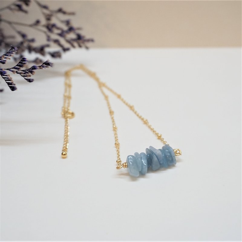 <<Aquamarine-Necklace>> Natural stone short chain clavicle chain - Collar Necklaces - Semi-Precious Stones Blue