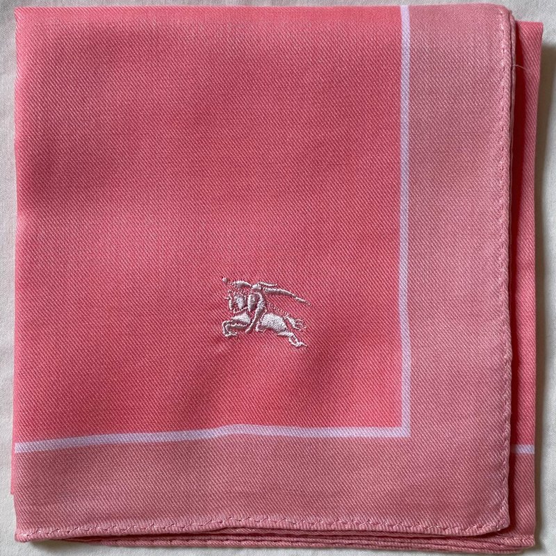 復古 Burberry 粉色純棉手帕 男女皆宜 頭巾 口袋巾 方巾 - 手帕 - 棉．麻 粉紅色