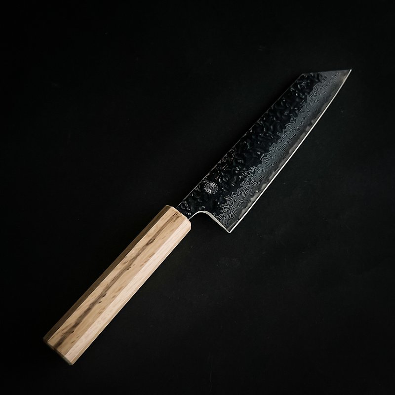 Kikusumi NATUR Kashi Bunka Knife Damascus 17 cm Japanese Oak Handle - Knives & Knife Racks - Stainless Steel Silver