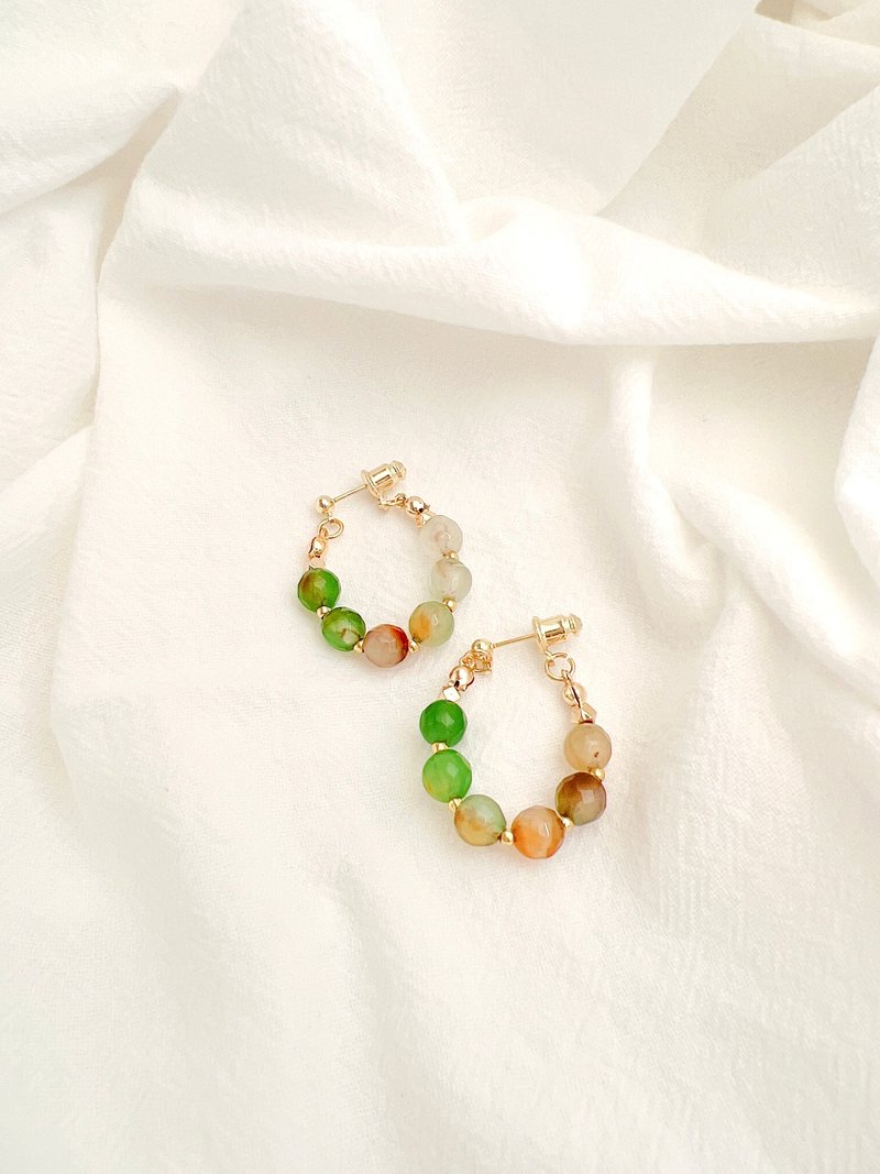 Fantasy cut-faced 14K gold agate hoop earrings - ต่างหู - คริสตัล สีเขียว