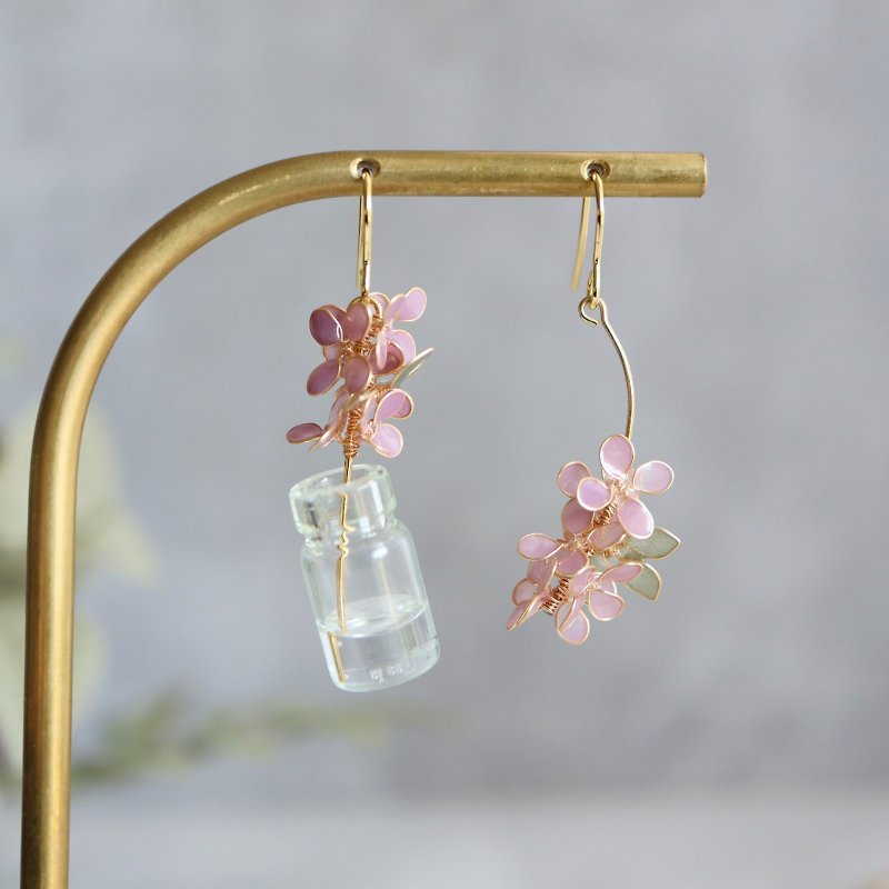 single lilac earrings - Earrings & Clip-ons - Resin Pink