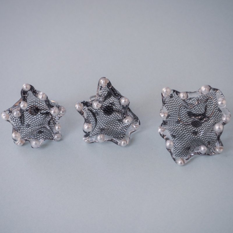 UNEUNE RING - 戒指 - 樹脂 黑色