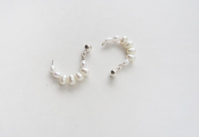 Exclusive pair of 925 sterling silver pearl moonlight earrings or Clip-On - ต่างหู - เงินแท้ ขาว