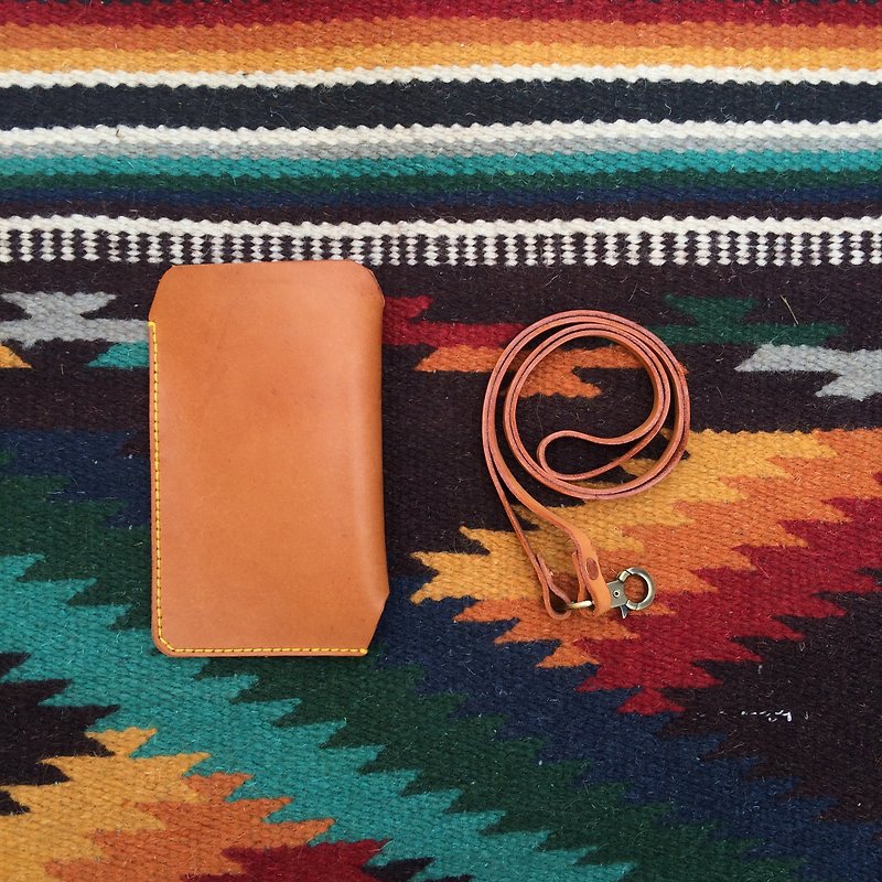 Mobile phone hanging neck bag - mobile phone holster (iphone 7/7plus/x) / caramel leather - เคส/ซองมือถือ - หนังแท้ 