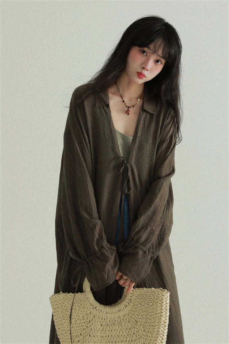 Grey/salt green light long sunscreen shirt Retro Zen lazy style loose long shirt jacket - เสื้อแจ็คเก็ต - ไฟเบอร์อื่นๆ สีเขียว