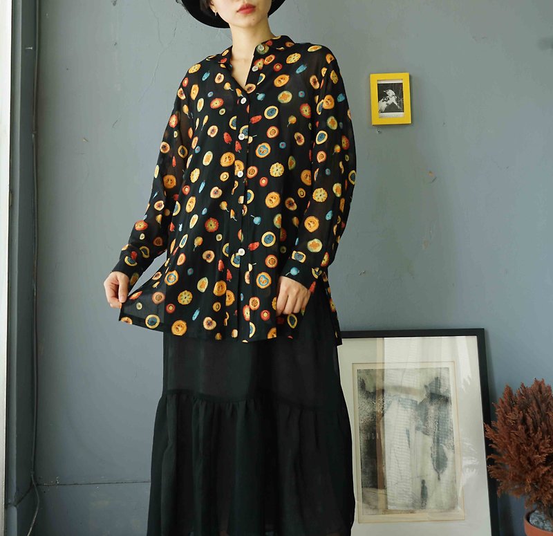Treasure Hunting Vintage-Miro Artistic Circle Pattern Black Cotton Translucent Long Shirt
