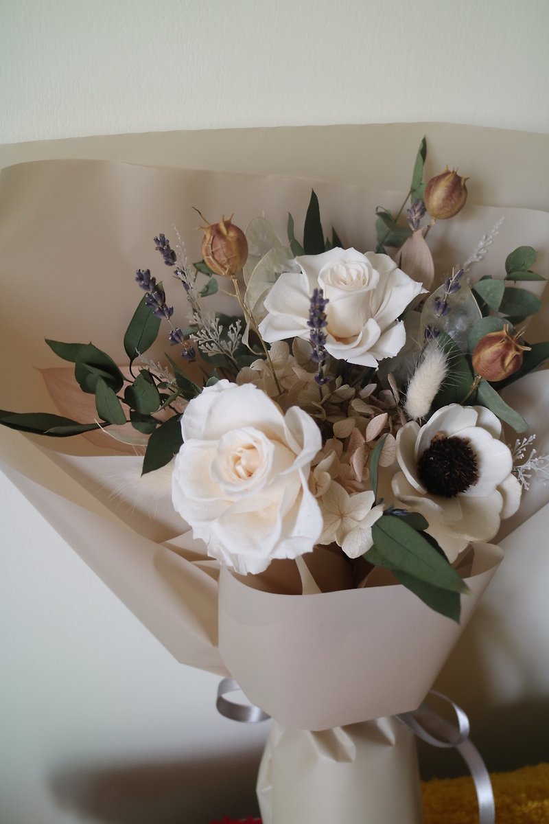 //Relief White//Relief White _Dried bouquet - Dried Flowers & Bouquets - Plants & Flowers Multicolor
