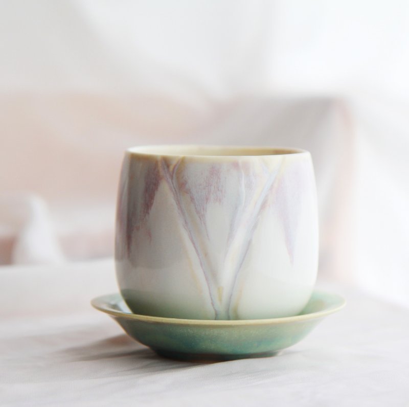 Blooming Tulip Handmade Ceramic Coffee Cup and Saucer Set - Lavender Purple - Made in Hong Kong - Mugs - Porcelain Purple