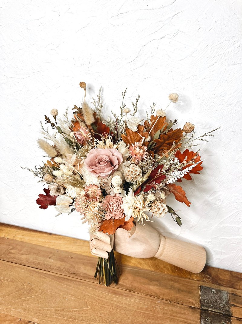 Immortal bridal bouquet earth tone one - Dried Flowers & Bouquets - Plants & Flowers Orange