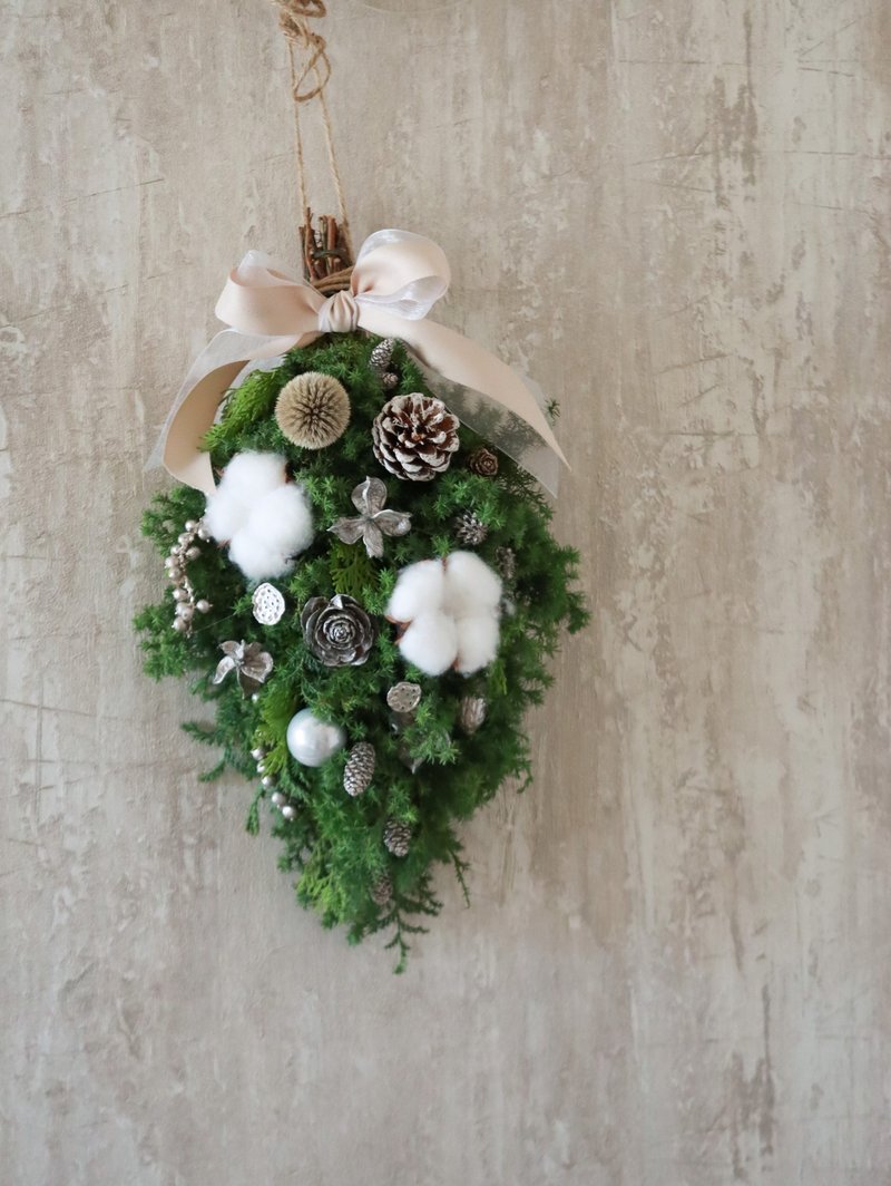 Christmas course Silver wall decoration fresh cedar/Taichung classroom - จัดดอกไม้/ต้นไม้ - พืช/ดอกไม้ 