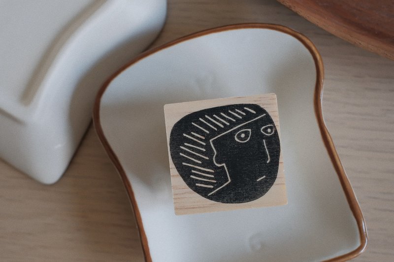 【手刻印章】你們這些奇怪的人類 01 大頭先生 - 印章/印台 - 木頭 