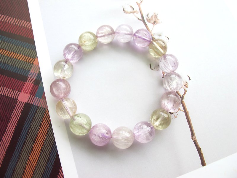 Kunzite 11.5mm [Flash Hole Match] eliminates tension and stress and boosts mood - Bracelets - Crystal Purple