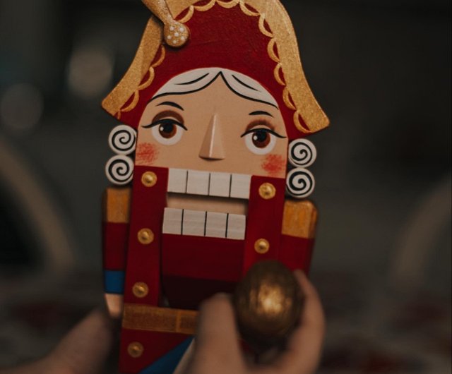 くるみ割り人形のおもちゃ木製フィギュア クリスマス ギフト