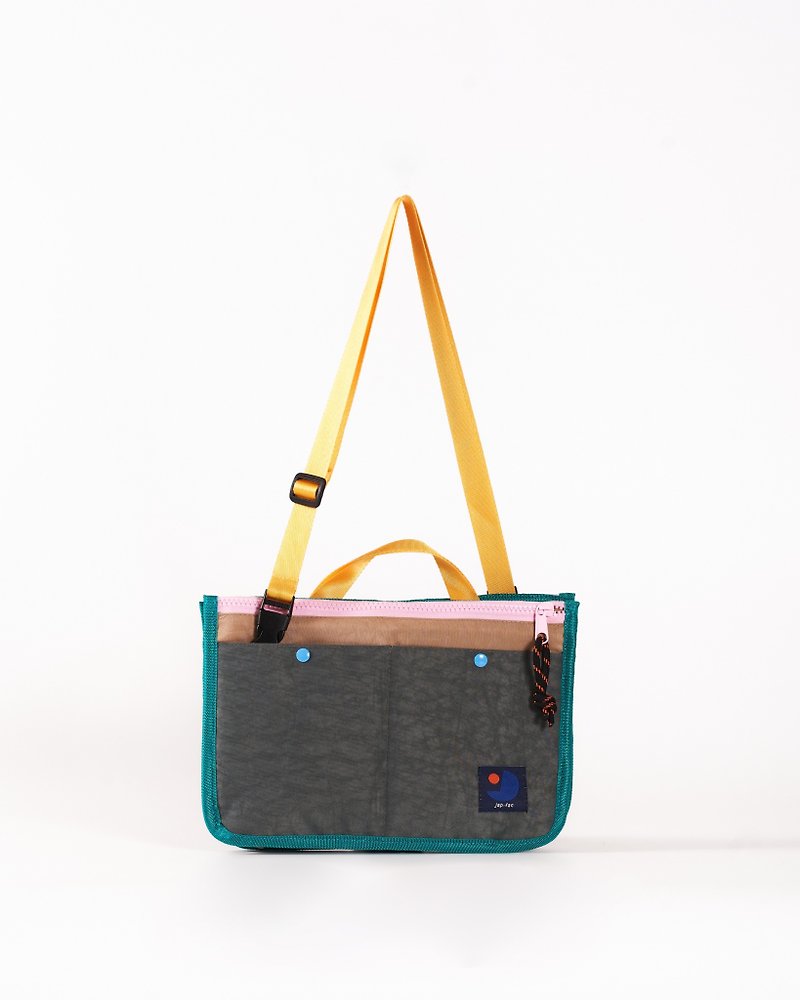 Candy Nylon3rd Gray Sandy - Messenger Bags & Sling Bags - Nylon Khaki