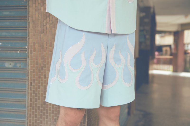 Pink flame shorts (191P01) - กางเกงขายาว - ผ้าฝ้าย/ผ้าลินิน สีน้ำเงิน