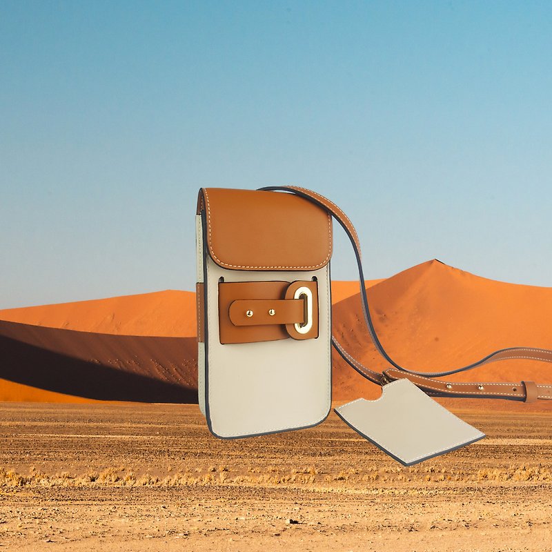 Huge02 phone bag Sand - 其他 - 人造皮革 咖啡色
