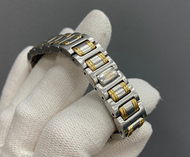 GUCCI ゴールドラウンドフェイス時計 GUCCI グッチ 3001M ラウンドフェイス 腕時計 GP/革 メンズ