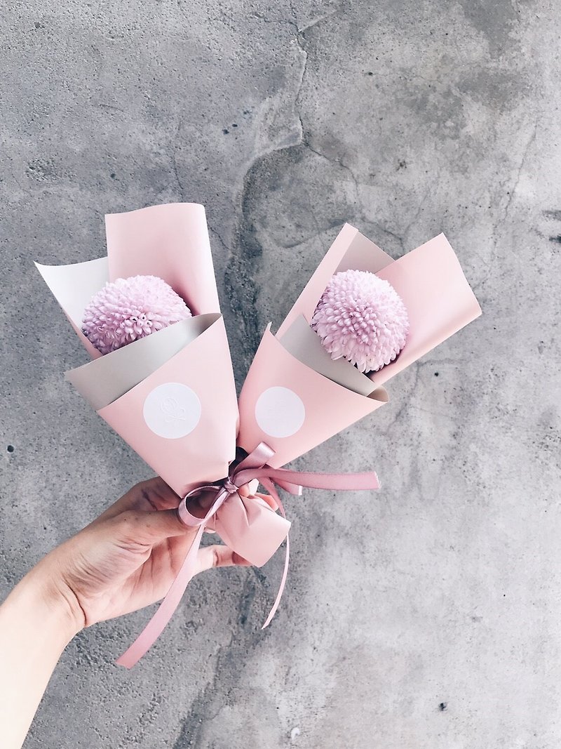 Mini Flower! [TFC-exciting heart-shaped small things] flowers bouquet Valentine's Day small pieces of imported packaging - ตกแต่งต้นไม้ - พืช/ดอกไม้ 