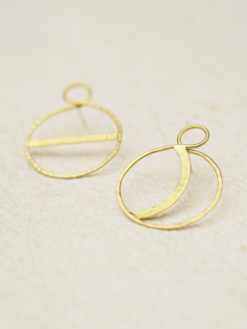 SOULNAR brass earrings Sun Moon Peace Balance - ต่างหู - ทองแดงทองเหลือง 