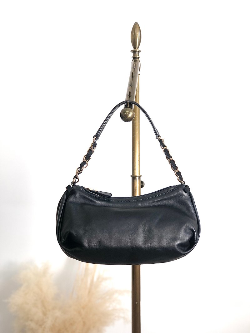 【 日本直送　名牌中古包 】Salvatore Ferragamo ショルダーバッグ ブラック ヴァラリボン レザー チェーン vintage  j65jf8 - 側背包/斜背包 - 真皮 黑色